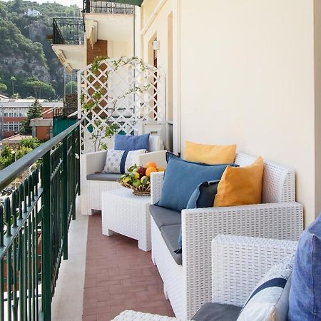 Les Suites Des Tout Le Monde Sorrento Eksteriør bilde